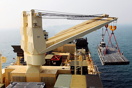 Marine-deck-crane-3