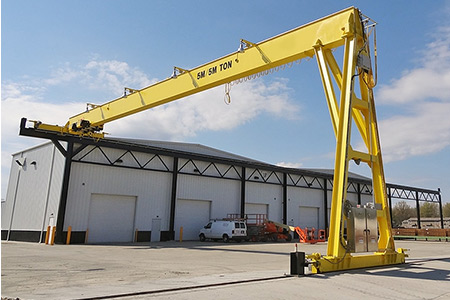 Box-type Single girder semi-gantry crane